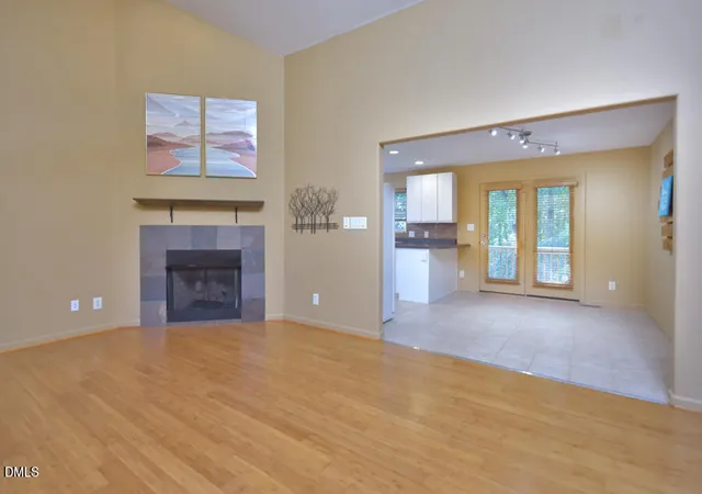 Photo 3 of Single family home for sale at 2575 Mint Julep Dr, Creedmoor, NC 27522 | MLS# 10192855 | Listing updated on 2026-09-28