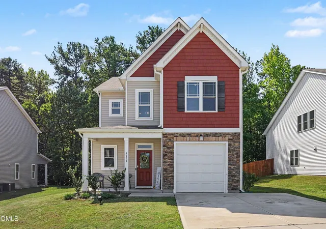 Photo 1 of Single family home for sale at 6600 Bunker Hl Dr, Raleigh, NC 27610 | MLS# 10192844 | Listing updated on 2026-10-18