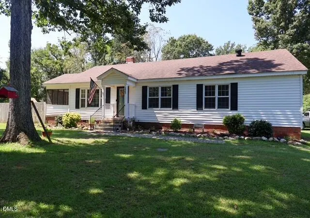 Photo 1 of Sale Pending at 225 Grady Rd, Clinton, NC 28328 | MLS# 10192794 | Listing updated on 2026-10-06