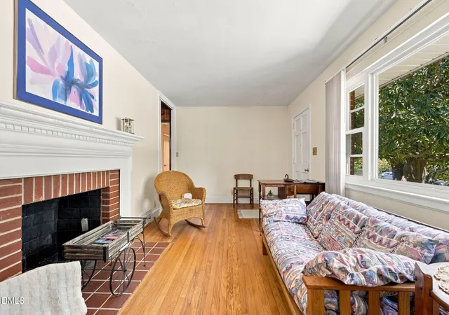 Photo 2 of Single family home for sale at 505 Paris St, Graham, NC 27253 | MLS# 10193411 | Listing updated on 2026-10-05