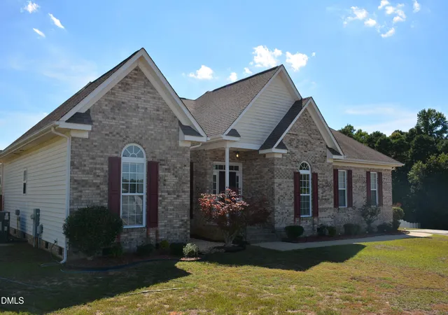 Photo 3 of Single family home for sale at 116 Leggett Dr, Cameron, NC 28326 | MLS# 10193088 | Listing updated on 2026-09-17