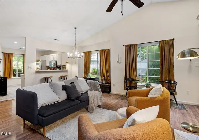 Photo 3 of Sale Pending at 4 Icon Ct, Durham, NC 27703 | MLS# 10193127 | Listing updated on 2026-09-28