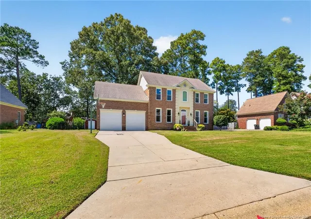 Photo 3 of Sale Pending at 586 Milden Rd, Fayetteville, NC 28314 | MLS# 769075 | Listing updated on 2026-09-23