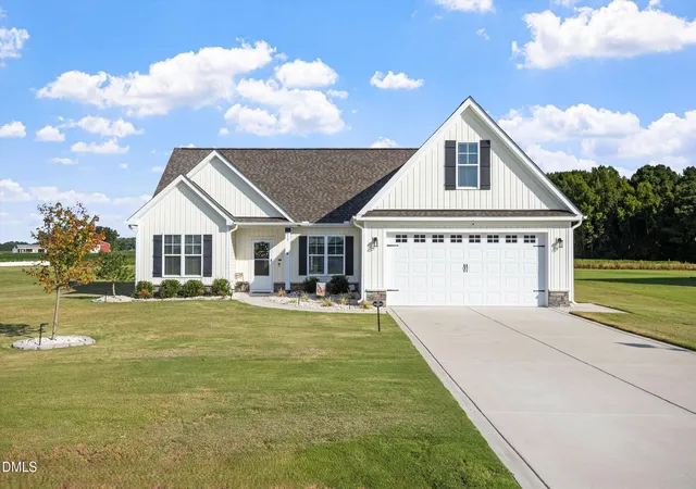 Photo 1 of Single family home for sale at 17 Tanseyleaf Dr, Smithfield, NC 27577 | MLS# 10193124 | Listing updated on 2026-09-22