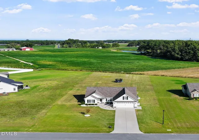 Photo 1 of Single family home for sale at 17 Tanseyleaf Dr, Smithfield, NC 27577 | MLS# 10193124 | Listing updated on 2026-10-10