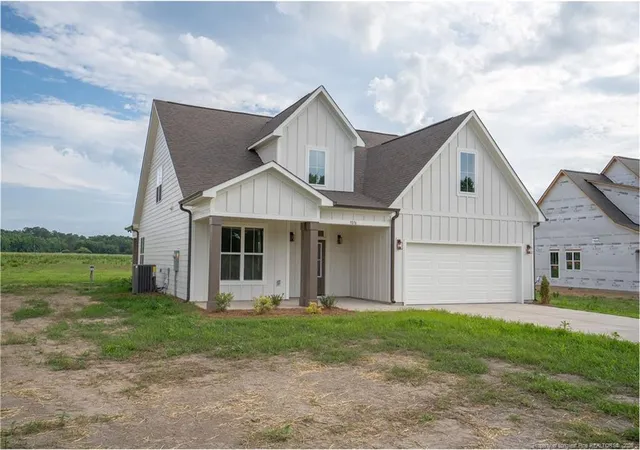 Photo 2 of Sale Pending at 7917 Julian Rd, Dunn, NC 28334 | MLS# 769131 | Listing updated on 2026-09-22