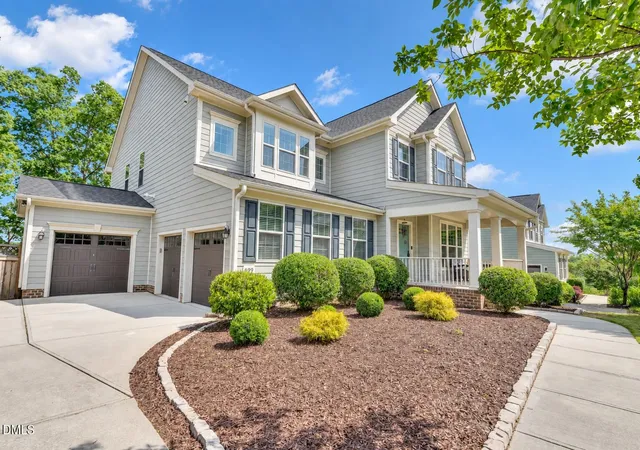 Photo 2 of Single family home for sale at 899 Legacy Fls Dr S, Chapel Hill, NC 27517 | MLS# 10193338 | Listing updated on 2026-09-17
