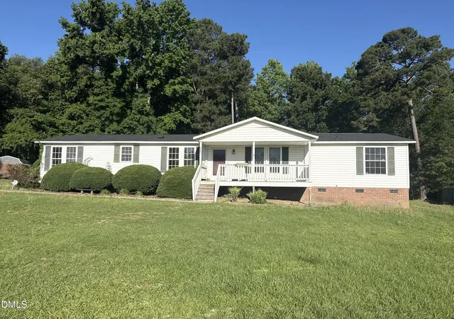 Photo 1 of Single family home for sale at 8401 Kenridge Ln, Fuquay Varina, NC 27526 | MLS# 10194275 | Listing updated on 2026-09-23