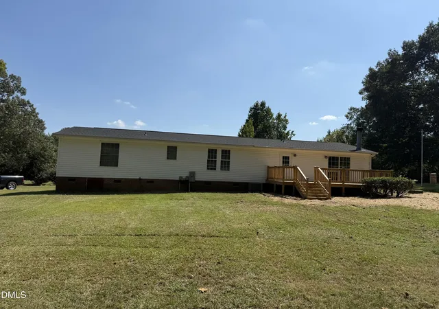 Photo 3 of Single family home for sale at 8401 Kenridge Ln, Fuquay Varina, NC 27526 | MLS# 10194275 | Listing updated on 2026-09-23