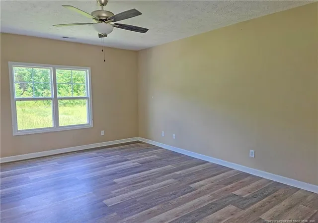 Photo 2 of Single family home for sale at 5524 Tolarsville Rd, Saint Pauls, NC 28384 | MLS# 769375 | Listing updated on 2026-09-16