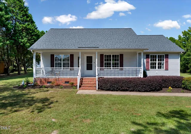 Photo 1 of Single family home for sale at 128 Edmondson Dr, Willow Spring, NC 27592 | MLS# 10193160 | Listing updated on 2026-09-25