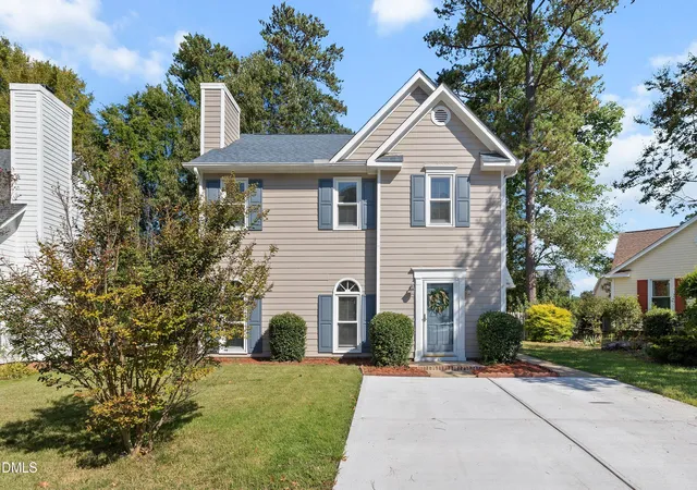 Photo 1 of Single family home for sale at 109 Romaine Ct, Cary, NC 27513 | MLS# 10193100 | Listing updated on 2026-09-28