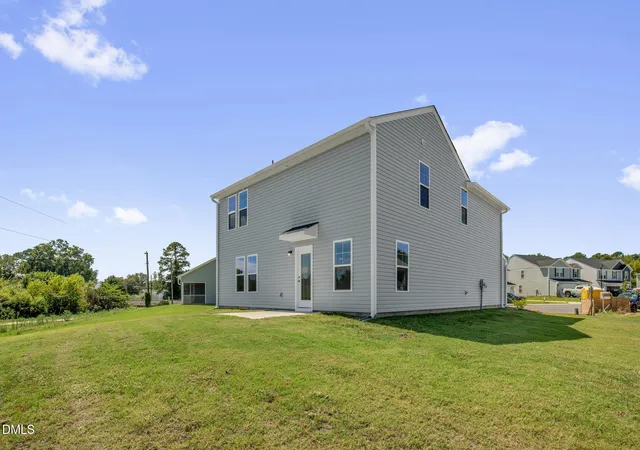 Photo 2 of Single family home for sale at 45 W Emily Gdns Dr, Selma, NC 27576 | MLS# 10192902 | Listing updated on 2026-10-07