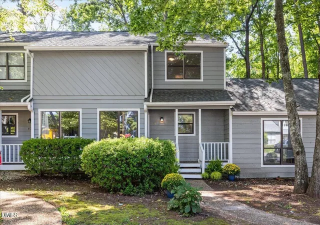 Townhouse for sale at 628 Applecross Dr, Cary, NC 27511 | MLS# 10192916