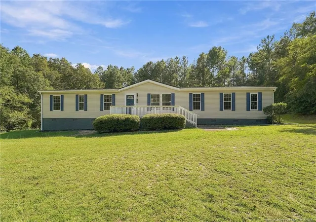 Photo 1 of Sale Pending at 201 Castle Crk Dr, Raeford, NC 28376 | MLS# 769405 | Listing updated on 2026-09-28