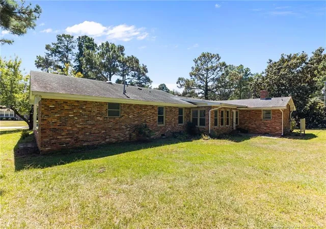 Photo 2 of Single family home for sale at 3024 Brechin Rd, Fayetteville, NC 28303 | MLS# 769226 | Listing updated on 2026-09-16