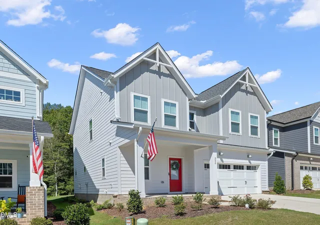 Photo 3 of Single family home for sale at 280 Beacon Dr, Pittsboro, NC 27312 | MLS# 10193575 | Listing updated on 2026-09-18