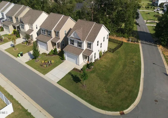 Photo 2 of Single family home for sale at 589 Whitley Ridge Dr, Clayton, NC 27527 | MLS# 10192974 | Listing updated on 2026-10-08