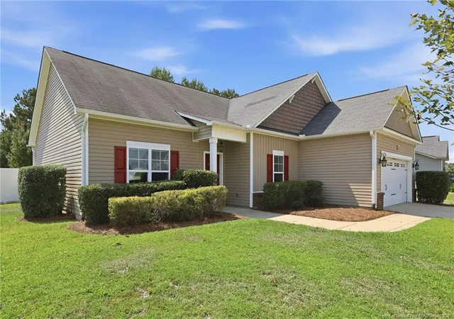 Photo 2 of Single family home for sale at 634 Collinwood Dr, Raeford, NC 28376 | MLS# 768911 | Listing updated on 2026-09-16