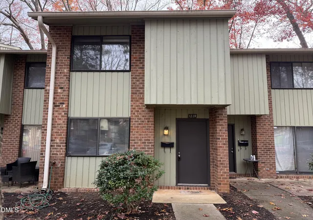 Condo for sale at 1228 Teakwood Pl, Raleigh, NC 27606 | MLS# 10194222