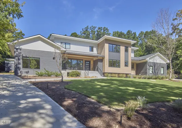 Photo 2 of Sale Pending at 753 Old Ml Rd, Chapel Hill, NC 27514 | MLS# 10193531 | Listing updated on 2026-10-02