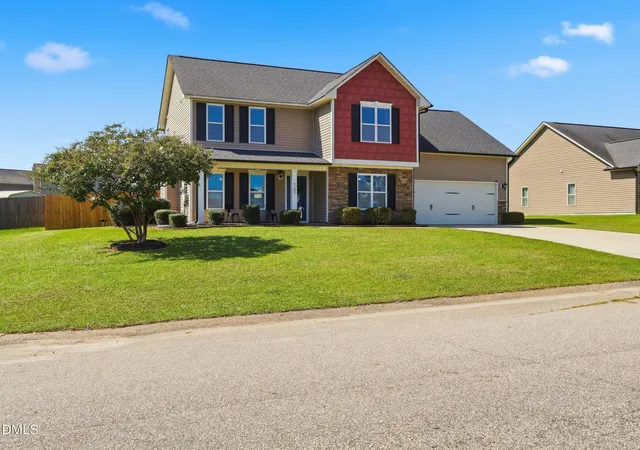 Photo 2 of Single family home for sale at 707 Botanical Ct, Bunnlevel, NC 28323 | MLS# 10193422 | Listing updated on 2026-09-18