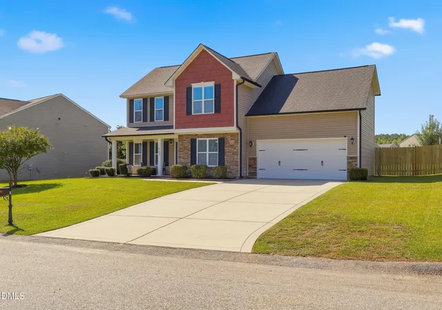 Photo 3 of Single family home for sale at 707 Botanical Ct, Bunnlevel, NC 28323 | MLS# 10193422 | Listing updated on 2026-09-18