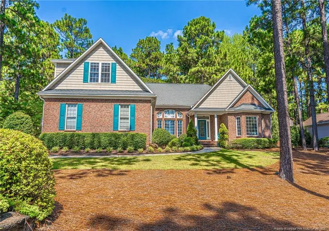 Photo 1 of Single family home for sale at 725 Lake Forest Dr E, Pinehurst, NC 28374 | MLS# 769438 | Listing updated on 2026-10-07