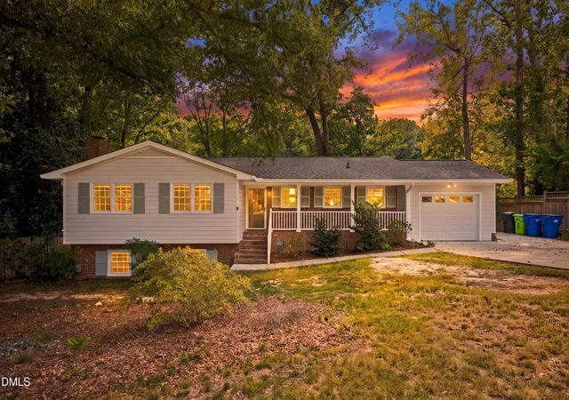 Photo 1 of Single family home for sale at 5008 N Glen Dr, Raleigh, NC 27609 | MLS# 10193315 | Listing updated on 2026-09-28