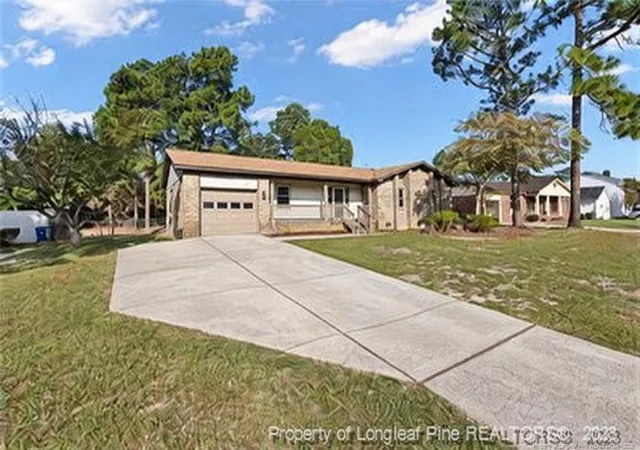 Photo 3 of Single family home for sale at 2034 Windlock Dr, Fayetteville, NC 28304 | MLS# 769418 | Listing updated on 2026-10-04