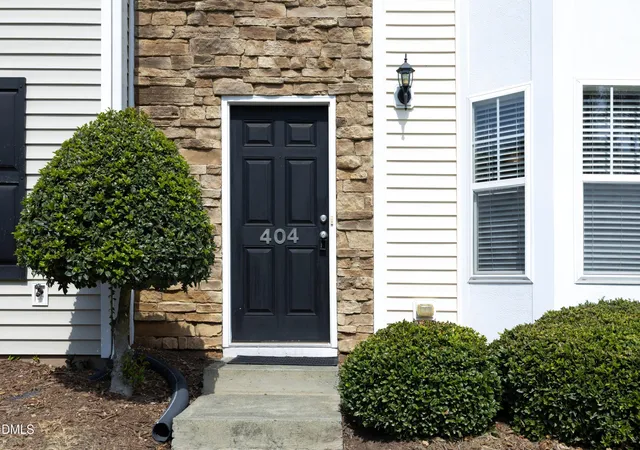 Photo 3 of Townhouse for sale at 1725 Tw Alexander Dr #404, Durham, NC 27703 | MLS# 10193887 | Listing updated on 2026-09-21