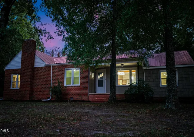 Photo 2 of Sale Pending at 2815 W 3rd Street, Siler City, NC 27344 | MLS# 10193239 | Listing updated on 2026-09-22