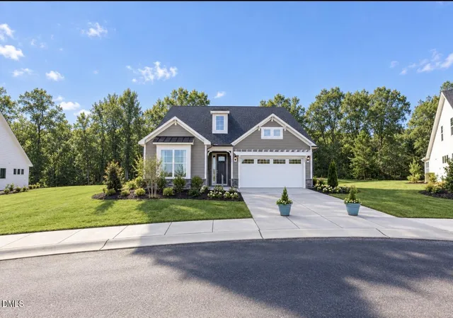 Photo 3 of Single family home for sale at 40 Ivy Ridge Way, Youngsville, NC 27596 | MLS# 10193909 | Listing updated on 2026-09-20