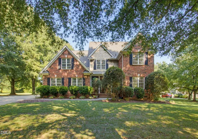 Photo 1 of Single family home for sale at 5900 Willow Oak Dr, Mebane, NC 27302 | MLS# 10193363 | Listing updated on 2026-09-17