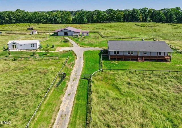 Photo 3 of Single family home for sale at 520 Plainfield Church Rd, Siler City, NC 27344 | MLS# 10193855 | Listing updated on 2026-09-19