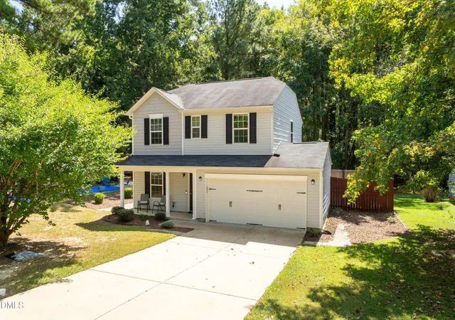 Photo 1 of Sale Pending at 117 Stephenson Dr, Smithfield, NC 27577 | MLS# 10193708 | Listing updated on 2026-10-02