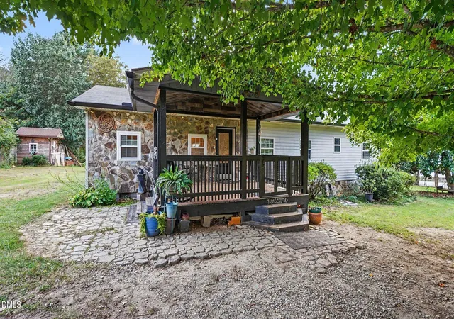 Photo 3 of Manufactured home for sale at 6838 Smithwood Rd, Liberty, NC 27298 | MLS# 10193984 | Listing updated on 2026-10-07