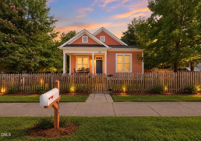 Photo 1 of Single family home for sale at 805 E Jones St, Raleigh, NC 27601 | MLS# 10193337 | Listing updated on 2026-09-21