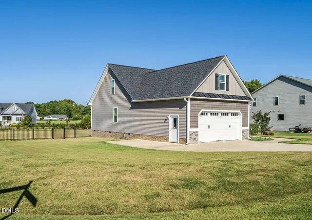 Photo 2 of Single family home for sale at 78 Lassiter Hills Dr, Four Oaks, NC 27524 | MLS# 10193221 | Listing updated on 2026-09-21