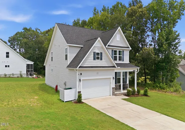 Photo 3 of Single family home for sale at 155 Stephens Timberline View, Clayton, NC 27520 | MLS# 10193493 | Listing updated on 2026-10-04