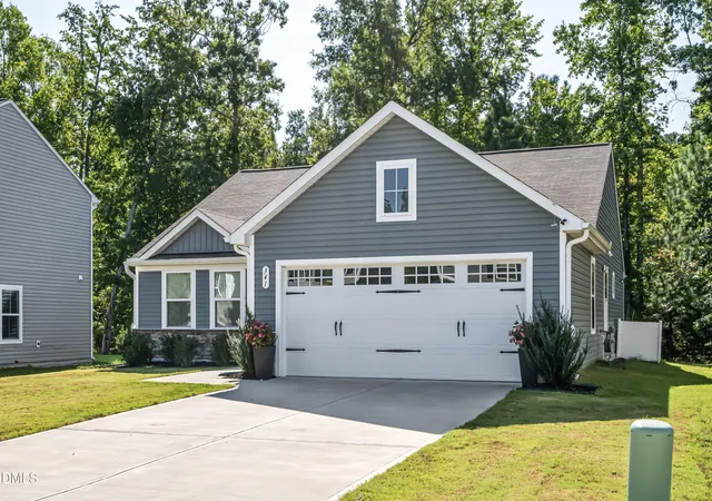 Photo 3 of Single family home for sale at 341 Golden Plum Ln, Zebulon, NC 27597 | MLS# 10193476 | Listing updated on 2026-09-18