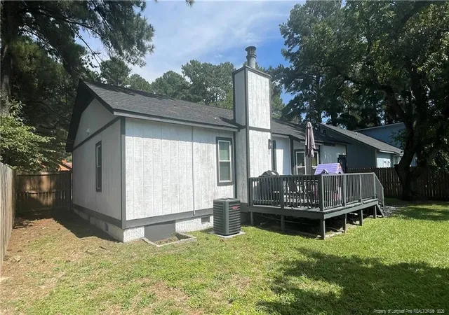 Photo 3 of Single family home for sale at 909 Whitcomb Dr, Fayetteville, NC 28311 | MLS# 769497 | Listing updated on 2026-10-02