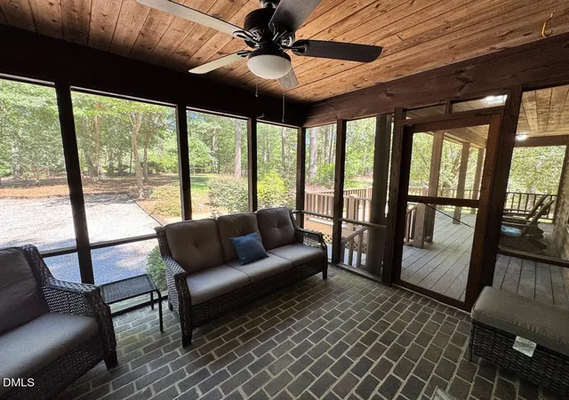 Photo 4 of Single family home for sale at 2005 Quail Roost St, Clayton, NC 27527 | MLS# 10193494 | Listing updated on 2026-10-04