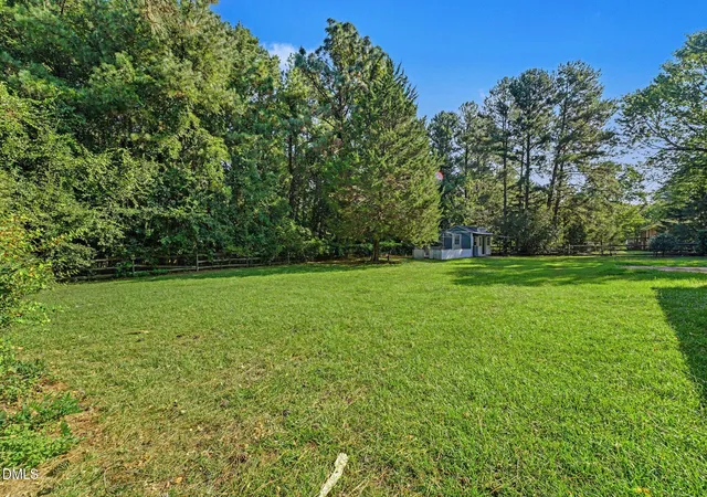 Photo 30 of Single family home for sale at 129 Sullivan Dr, Carthage, NC 28327 | MLS# 10193624 | Listing updated on 2026-10-14