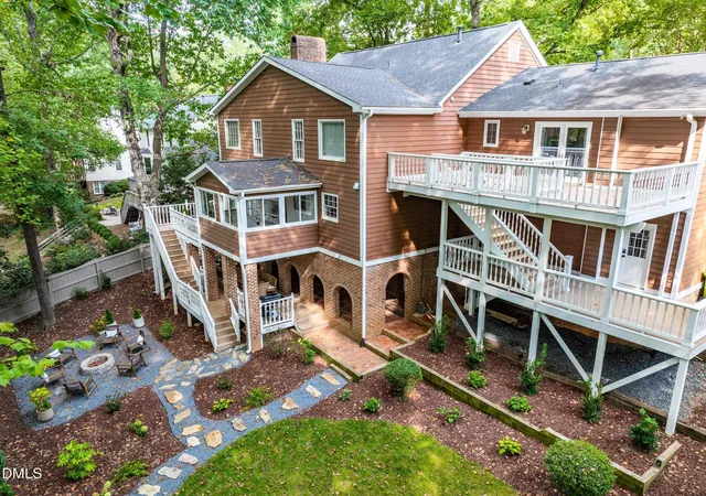 Photo 2 of Single family home for sale at 3309 Marblehead Ln, Raleigh, NC 27612 | MLS# 10193721 | Listing updated on 2026-10-21