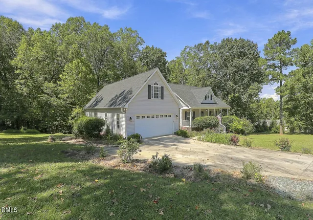 Photo 2 of Single family home for sale at 89 Cloverdale Dr, Pittsboro, NC 27312 | MLS# 10193584 | Listing updated on 2026-09-20