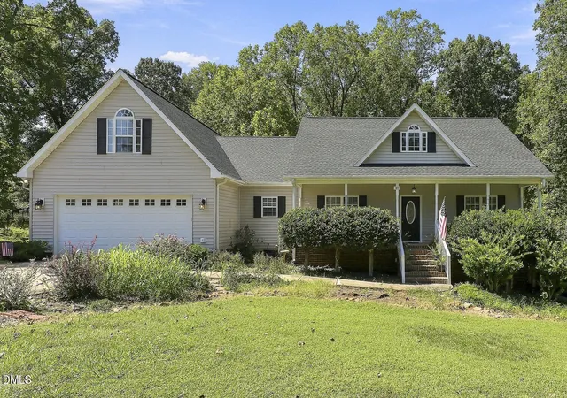 Photo 3 of Single family home for sale at 89 Cloverdale Dr, Pittsboro, NC 27312 | MLS# 10193584 | Listing updated on 2026-09-20