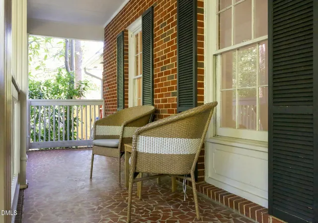 Photo 3 of Sale Pending at 203 N Estes Dr, Chapel Hill, NC 27514 | MLS# 10193619 | Listing updated on 2026-09-25