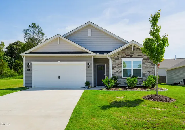 Photo 1 of Single family home for sale at 664 Starfall Rd, Graham, NC 27253 | MLS# 10193533 | Listing updated on 2026-10-07
