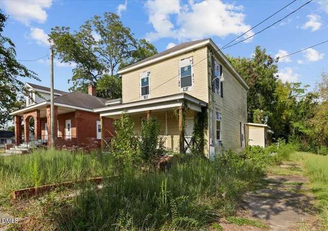 Photo 3 of Single family home for sale at 117 S Georgia Ave, Goldsboro, NC 27530 | MLS# 10194429 | Listing updated on 2026-10-20